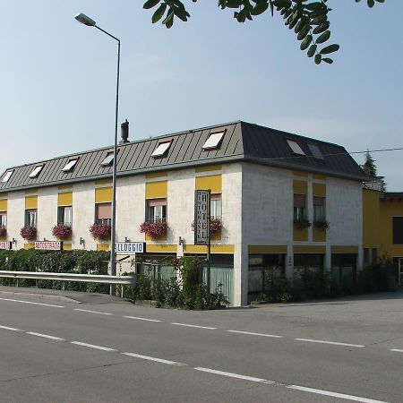Hotel Ponte Autostrada Seriate Eksteriør bilde