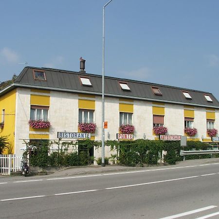 Hotel Ponte Autostrada Seriate Eksteriør bilde